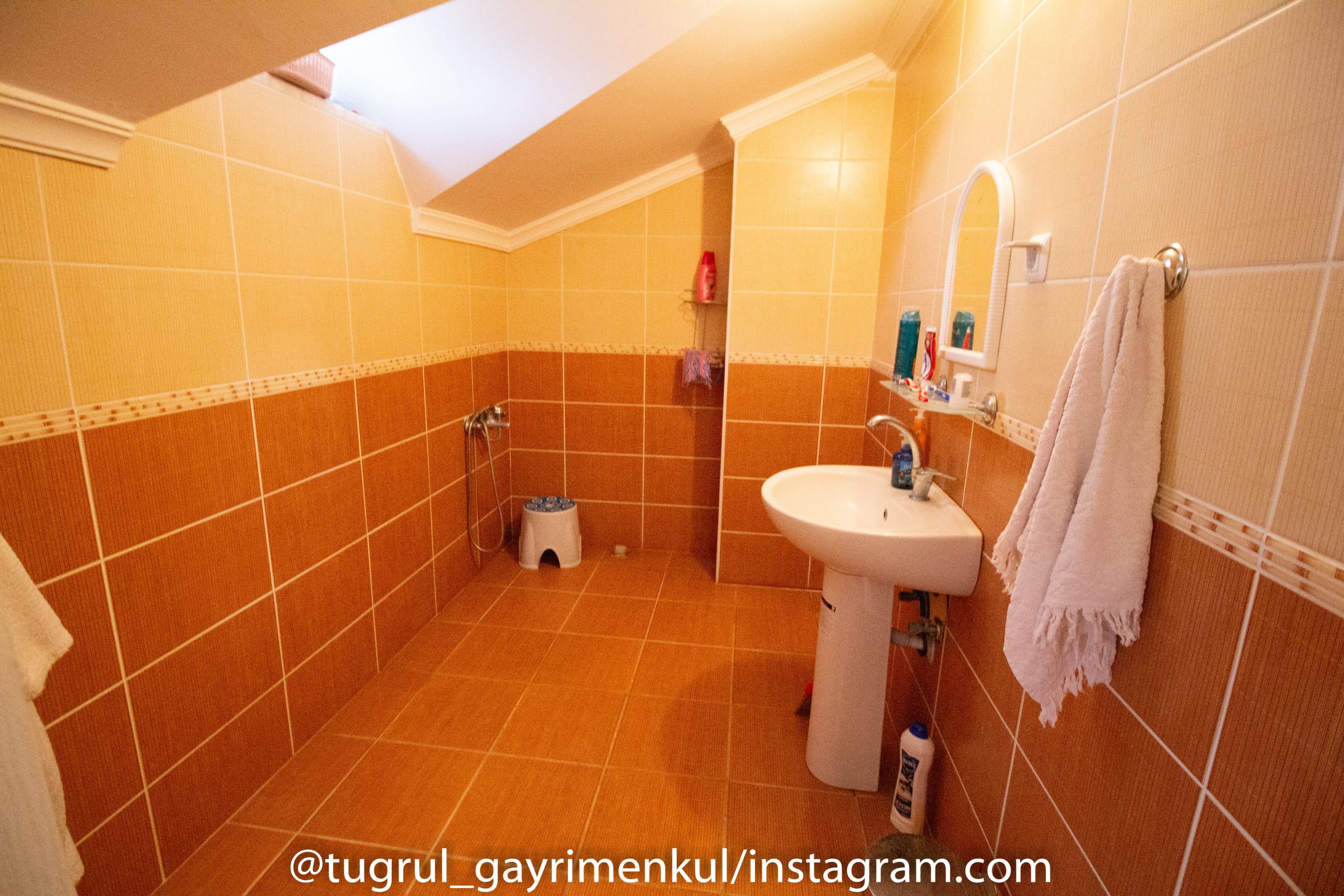 NİLÜFER ÜÇEVLER SİTE İÇERİSİNDE SATILIK 4+1 DAİRE Tuğrul Gayrimenkul